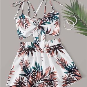 Tropical Print Tie shoulder Shirred Cami Top